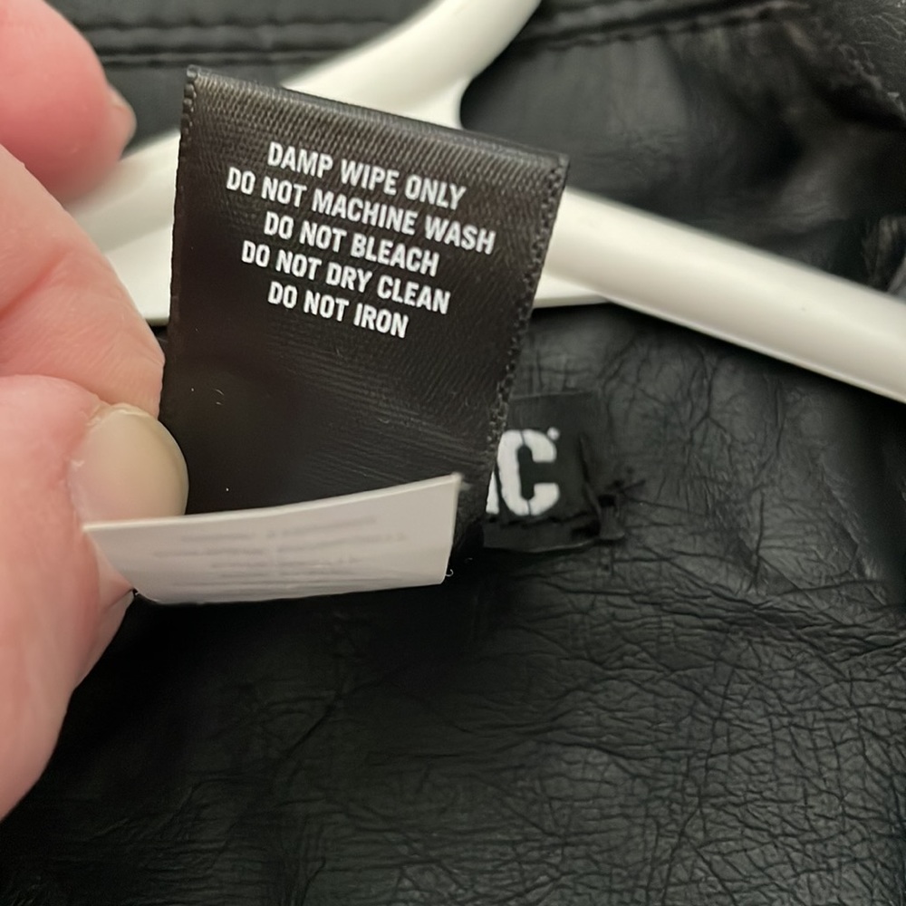 Hot Topic Jacket - image 6